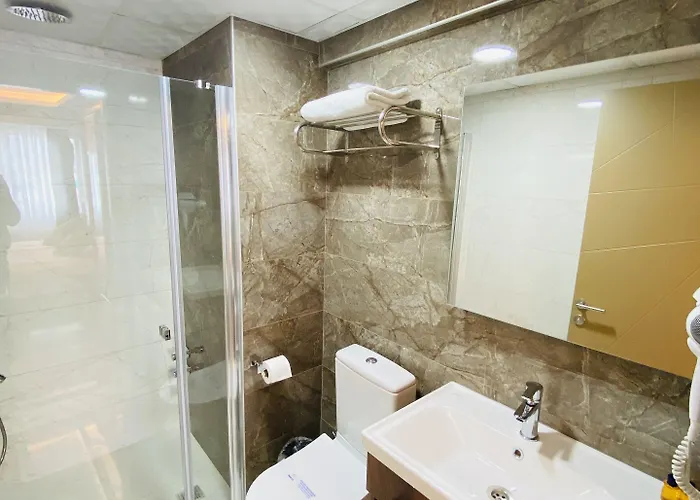 Отель Hakcan 3*