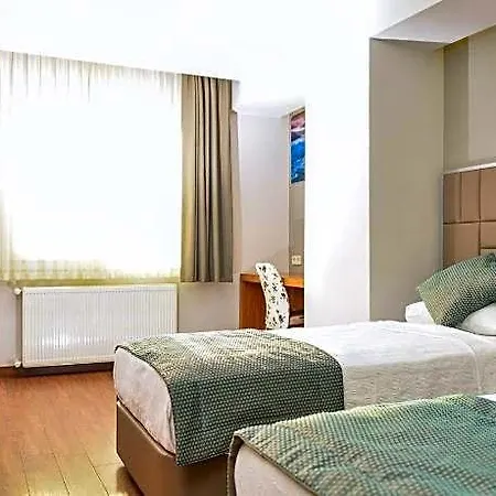 Hakcan Hotel İzmir