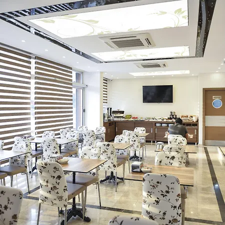 Hakcan Hotel 3*