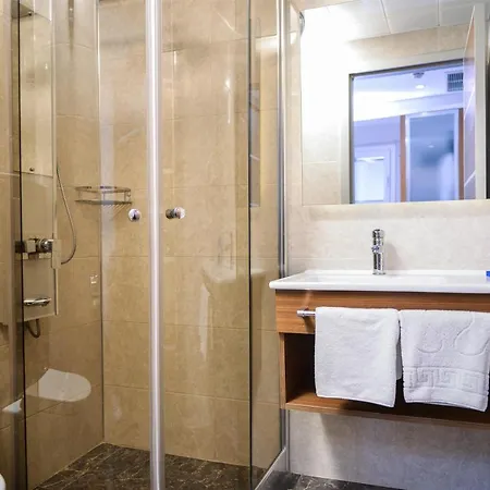 Hakcan Hotel Izmir