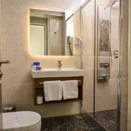Hakcan Hotel